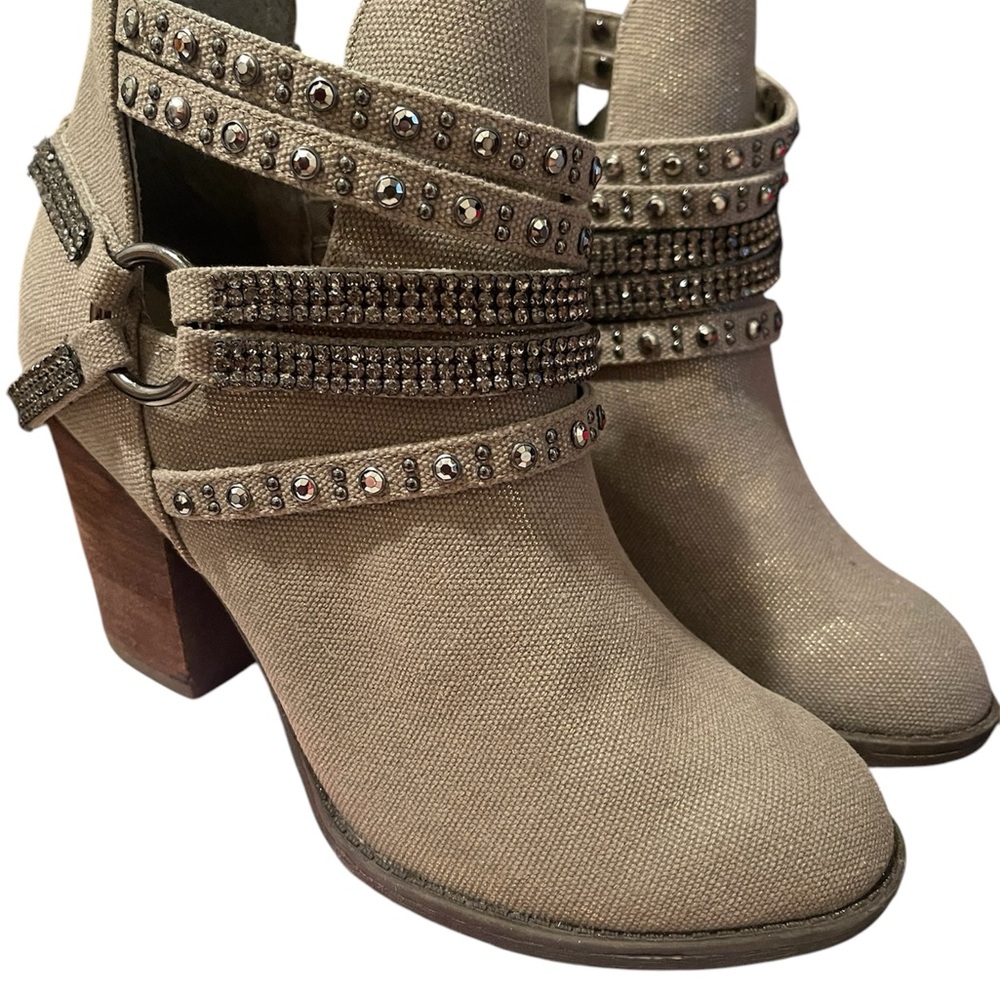 Stylish Women's Ankle Boots - Tan